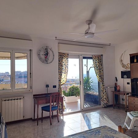Appartamento - Terrazzo Vivibile Vista Mare, Wi-Fi Gratuito Vallecrosia Exterior photo