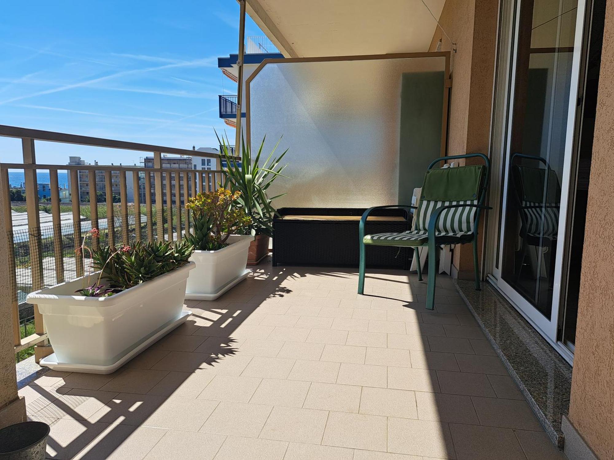 Appartamento - Terrazzo Vivibile Vista Mare, Wi-Fi Gratuito Vallecrosia Exterior photo